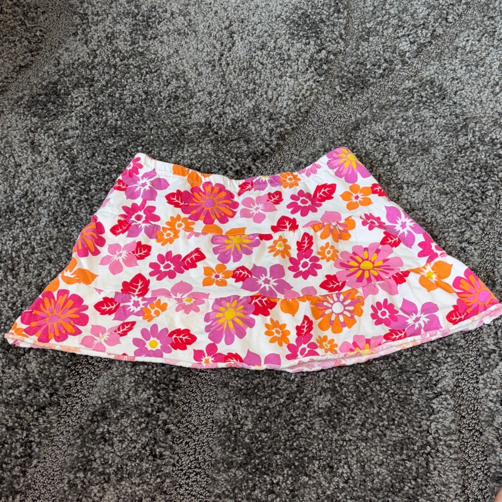 Children’s Place Vibrant Floral Skort with Pink & Orange Hues EUC